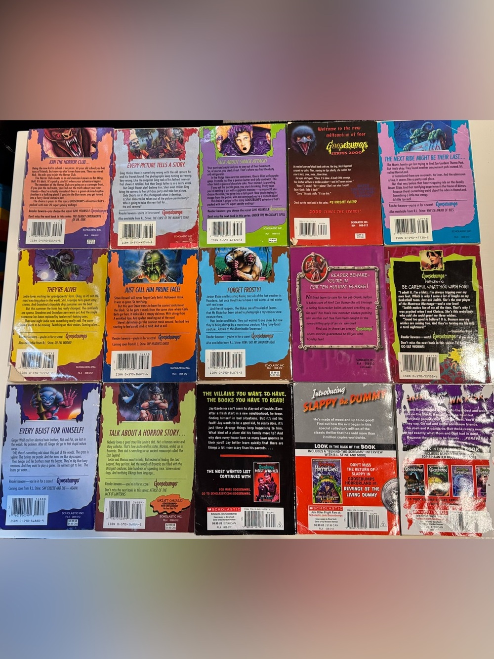 Lot of 19 Vintage 1990’s R.L. Stine Goosebumps Book Collection NO DUPES - Picture 8 of 16